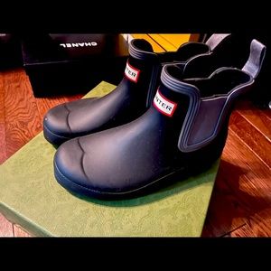 Short hunter boots black never worn